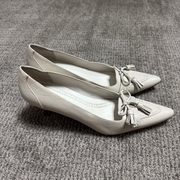 Brooks Brothers 346 Kitten Heels Ivory Leather Women's Size 7 - Picture 2 of 11